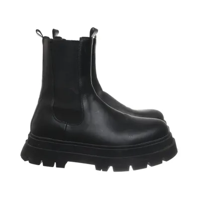 Chelsea boots (HVY STEP) från Bershka