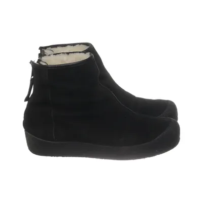 Curling boots (Jom) from Peer of Sweden Leather, Wool