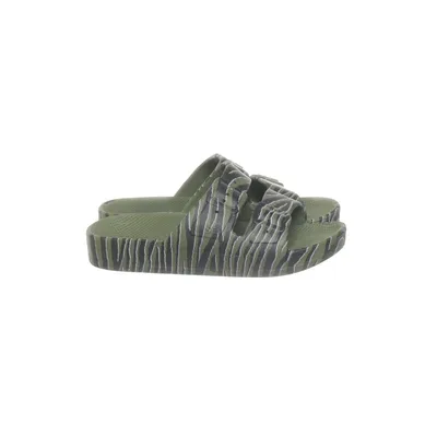 Slip-ins (Fancy kids slides) från Freedom Moses Polyuretan