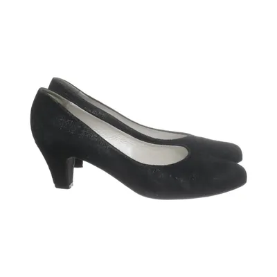 Pumps (Black) from Jerns