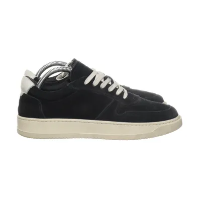 Sneakers (Black) from Garment Project