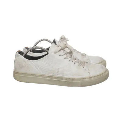Baskets (Blanc) de Sneaky Steve
