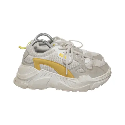 Sneakers (CRUZ) from Cruz