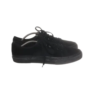Baskets (Surplus) de Globe Cuir