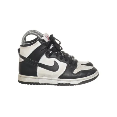 Sneakers (Dunk High) från Nike