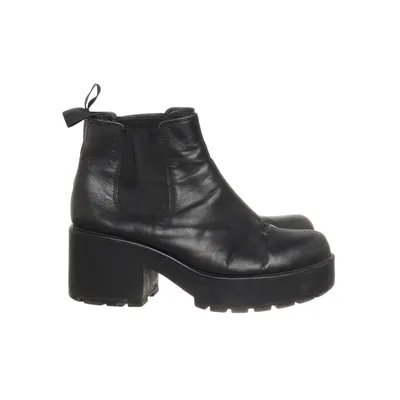 Chelsea boots (Black) from Vagabond