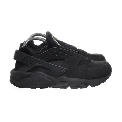 Sneakers (Black) from Nike Air