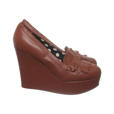 Wedges (Brown) from Madame À Paris