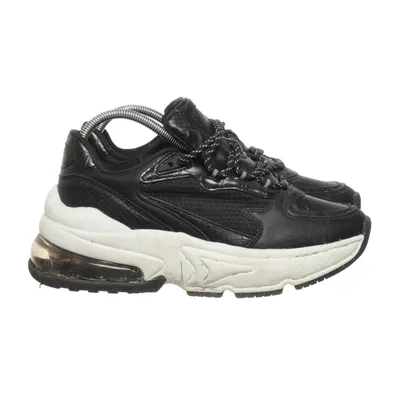 Sneakers (Svart) från Bershka