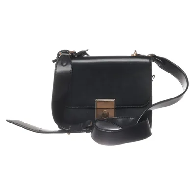 Handväska (Svart) från Charles & Keith