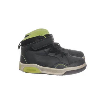 Sneakers (Black, Green) from Noixx