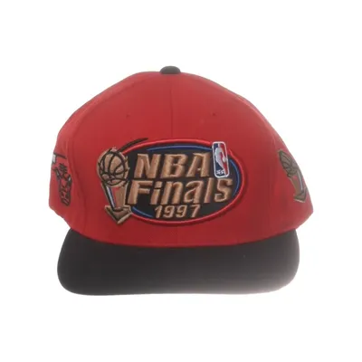 Baseball cap (Red, Black) from Mitchell & Ness Acrylic, Wool