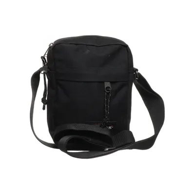 Axelremsväska (Svart) från Eastpak