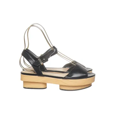 Träskor (Svart) från Charles & Keith