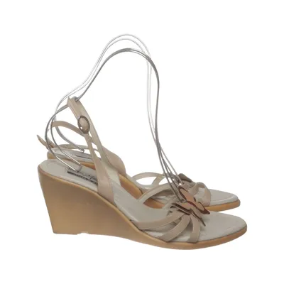 Kilehælssko (Beige) fra DelMondo