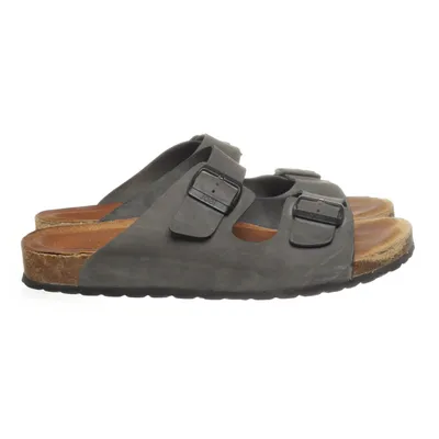 Slip-ins (Gray, Brown) from Jobi