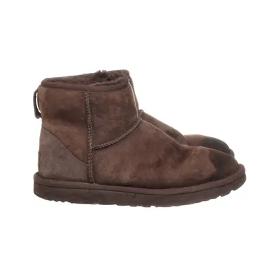 Enkellaarzen (Classic Mini II) van UGG Suède