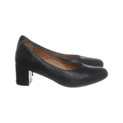 Pumps (Black) from Batiste