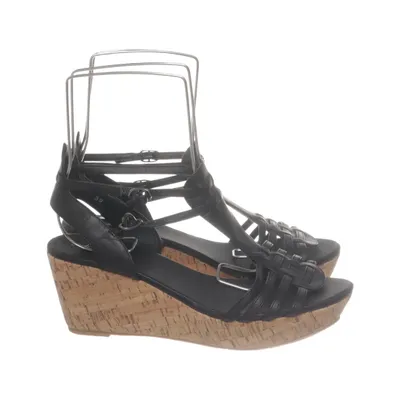 Wedges (Black) from Wedins