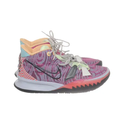 Laced boots (Kyrie Flytrap) from Nike
