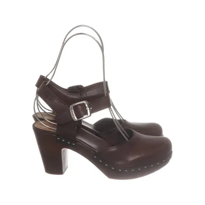 Clogs (Brown) from Dasia Leather