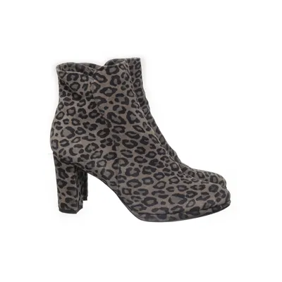 Bottes à talons (Noir, Gris, Beige) de Manfield