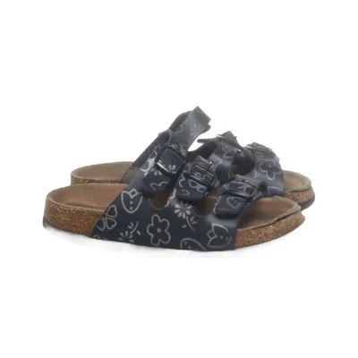 Slip-ins (Blue, White) from Bio Life Leather
