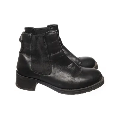 Chelsea boots (Black) from Pavement