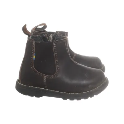 Boots (Brun) från Kavat