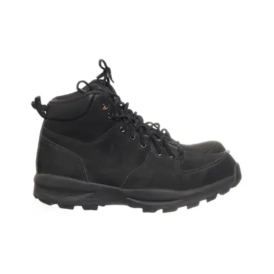 Laced boots (Black) from Nike