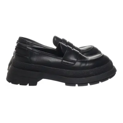 Loafers (Black) from Buffalo