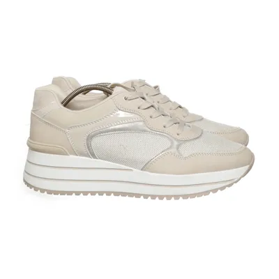 Sneakers (Beige) van Graceland