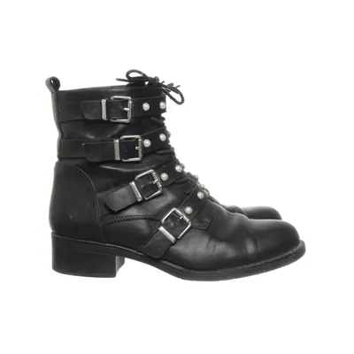 Laced boots (Black) from Star Collection