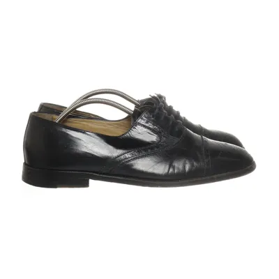 Brogues (Black) from Moreschi