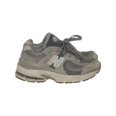 Trainers (2002R) from New Balance