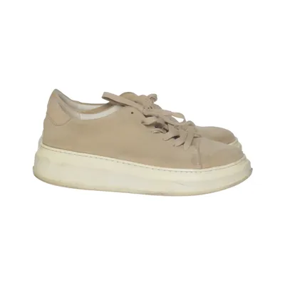 Sneakers (Ayano W) van Sneaky Steve