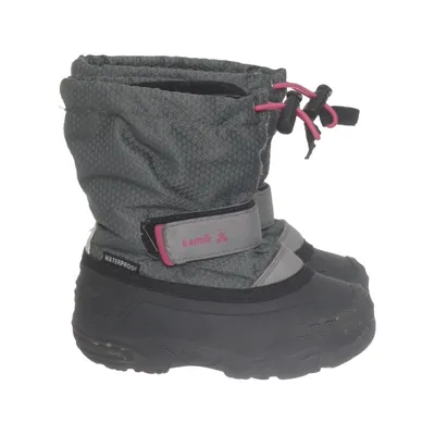 Boots (Gray, Black, Pink) from Kamik