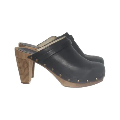 Sabots (Noir) de Sanita Cuir