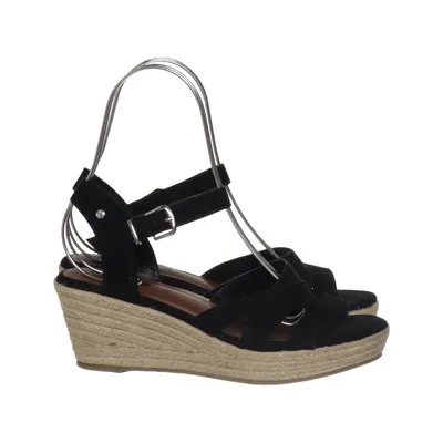 Wedges (Black) from Linear of Sweden