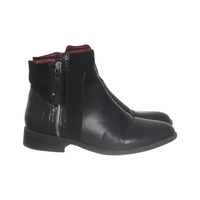 Ankle boots (Black) from Erynn