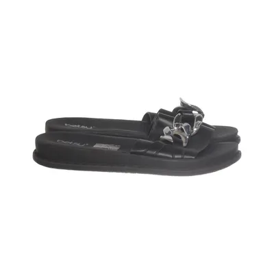 Slip-ins (Black) from Betsy
