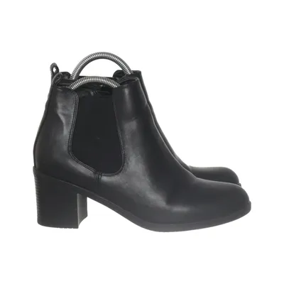 Heeled boots (Black) from Gyllene Gripen
