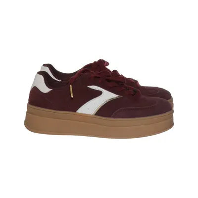 Sneaker (Rot, Weiß, Braun) von Pernilla Wahlgren