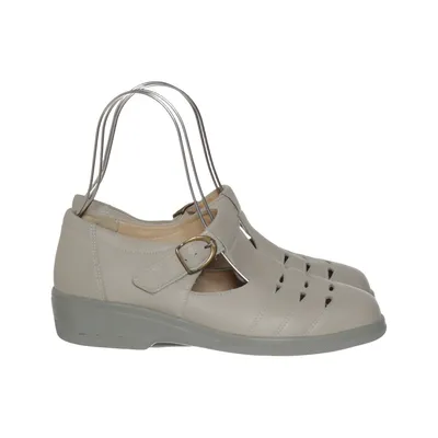 Walking shoes (Beige) from Klaveness Polyurethane