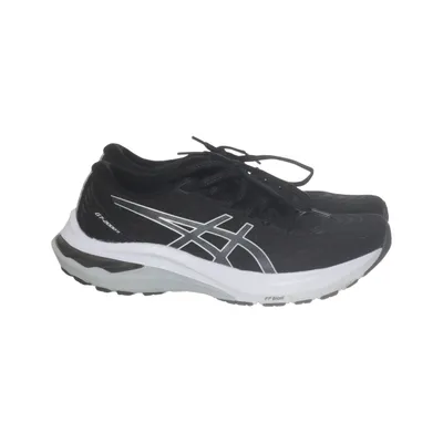 Running shoes (Gt-2000 11) from Asics