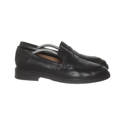 Mocassins (Noir) de Flattered Cuir