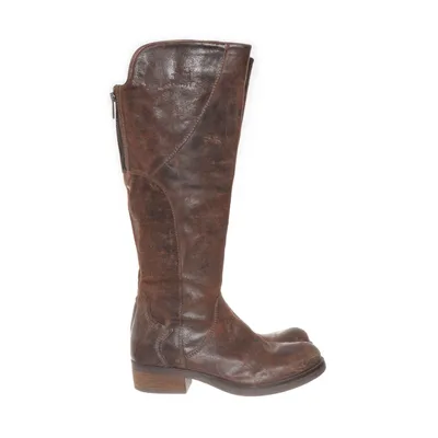 Boots (Brown) from Urban Project