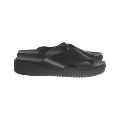 Slip-ins (Black) from Vox