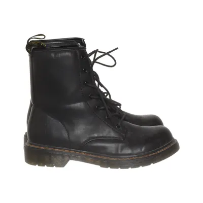 Laced boots (Black) from Marker