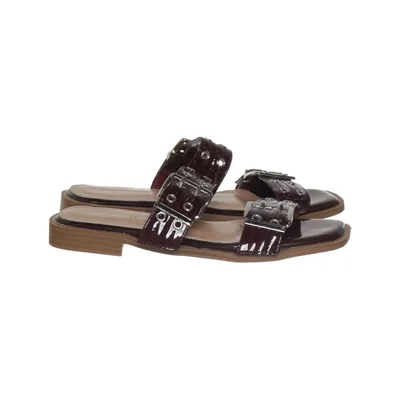 Slip-ins (Brown) from Marquiiz
